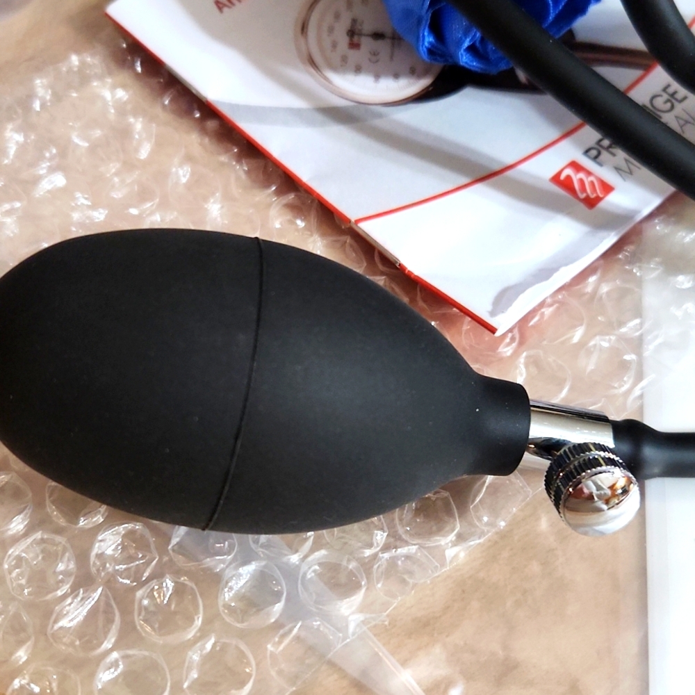 BLOOD PRESSURE CUFF KIT. - Picture 4 of 5